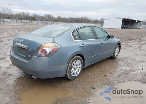 2011 Nissan Altima 2.5 S z USA, uszkodzony, nr VIN 1N4AL2AP9BN446520